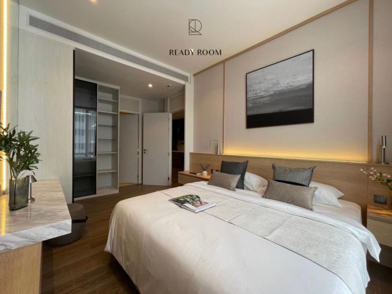 image-0133 Muniq Langsuan for Rent