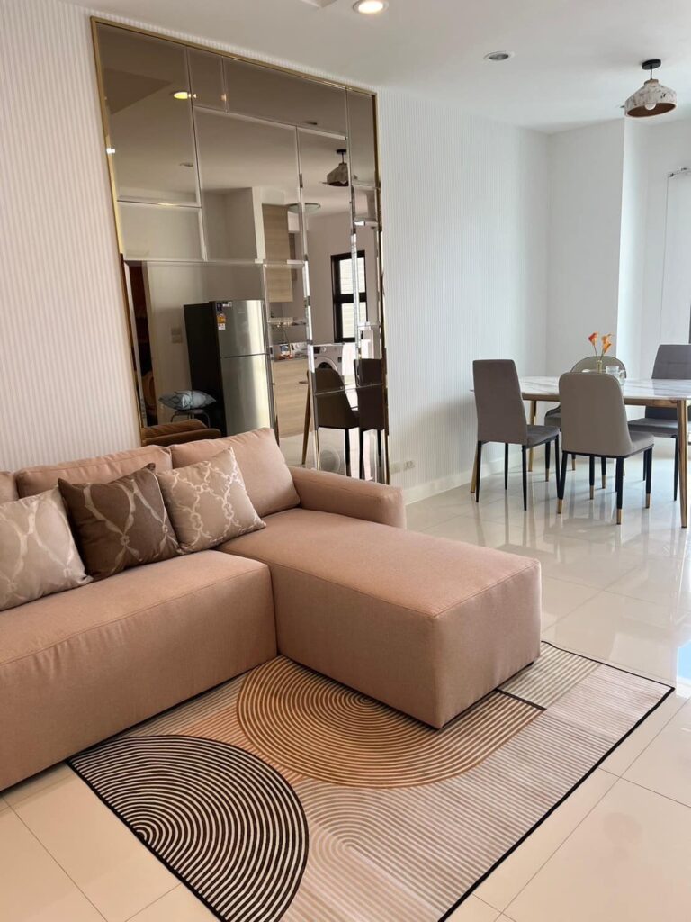 image-0546 Townhouse in Bangchak for Rent