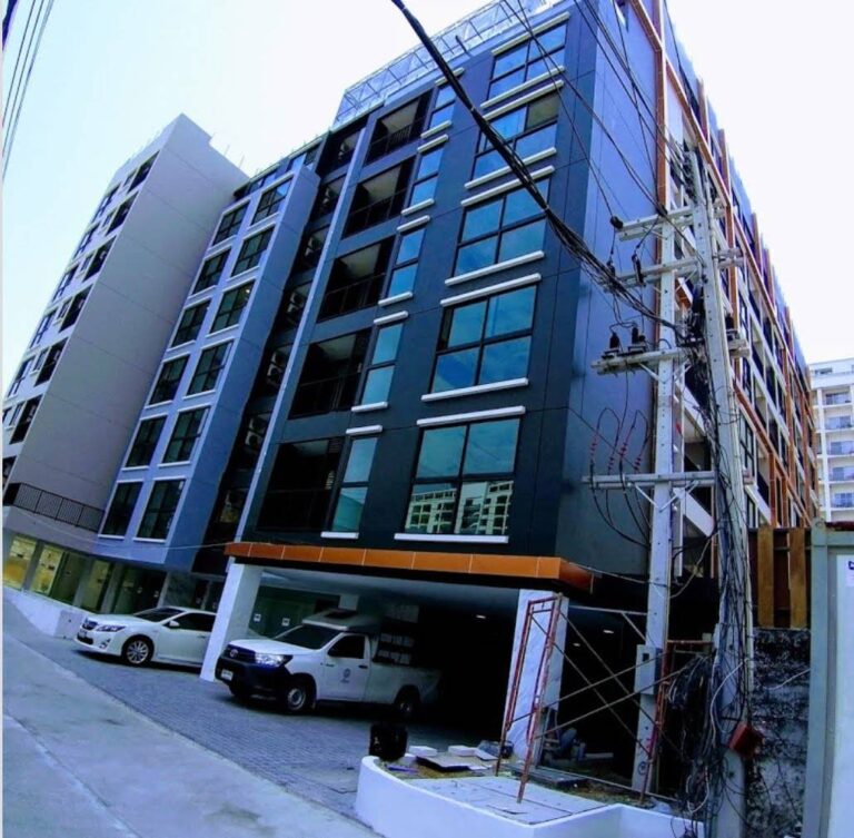 image-0829 Commercial Space in Siracha for Rent