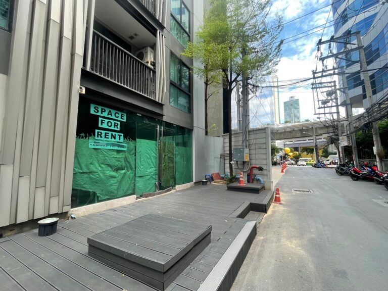 image-0828 Commercial Space in Sukhumvit for Rent