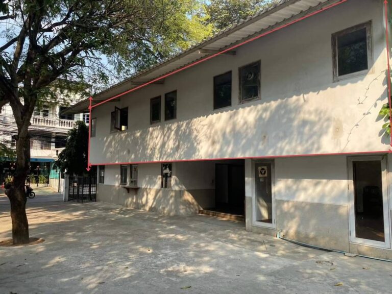 image-0841 Commercial Space/Home office in Ekkamai for Rent