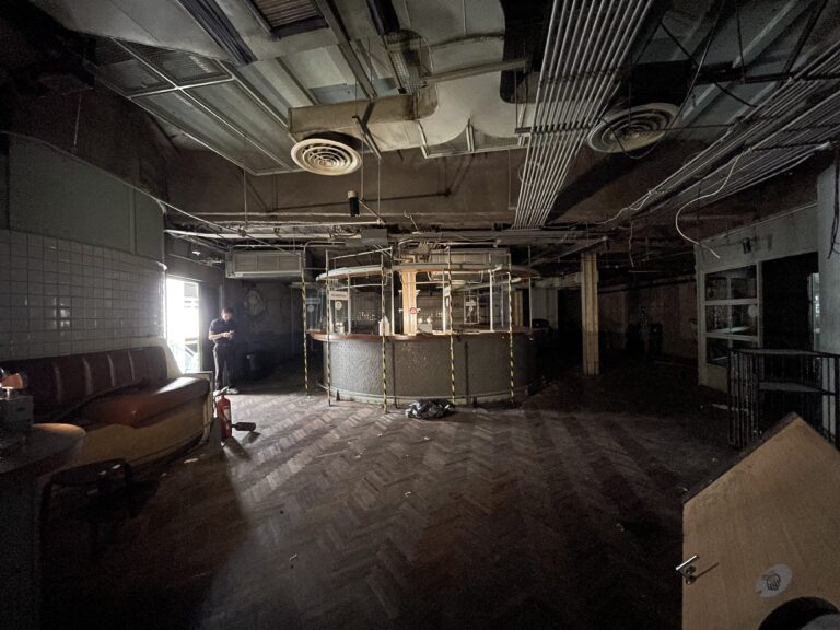 image-0896 Commercial Space in Sukhumvit 24 for Rent