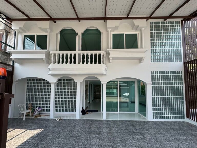 image-1056 Townhome / Home Office in soi Nawamin 153  for Rent