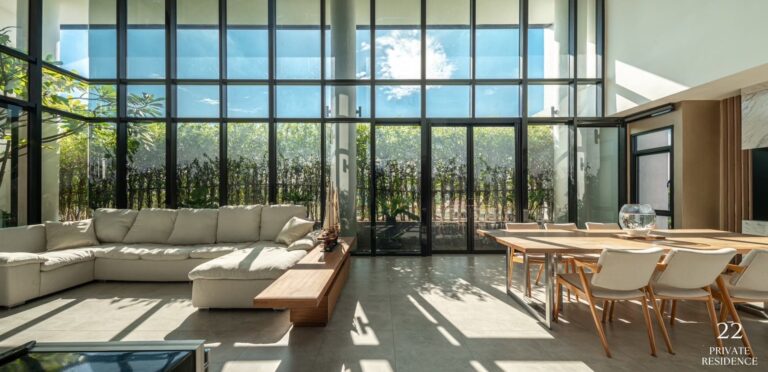 image-1019 Luxury House / Pool Villa in KrungThep Kreetha for Rent / Sale