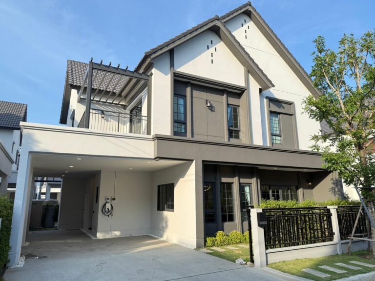 image-1038 Centro Bangna for Rent