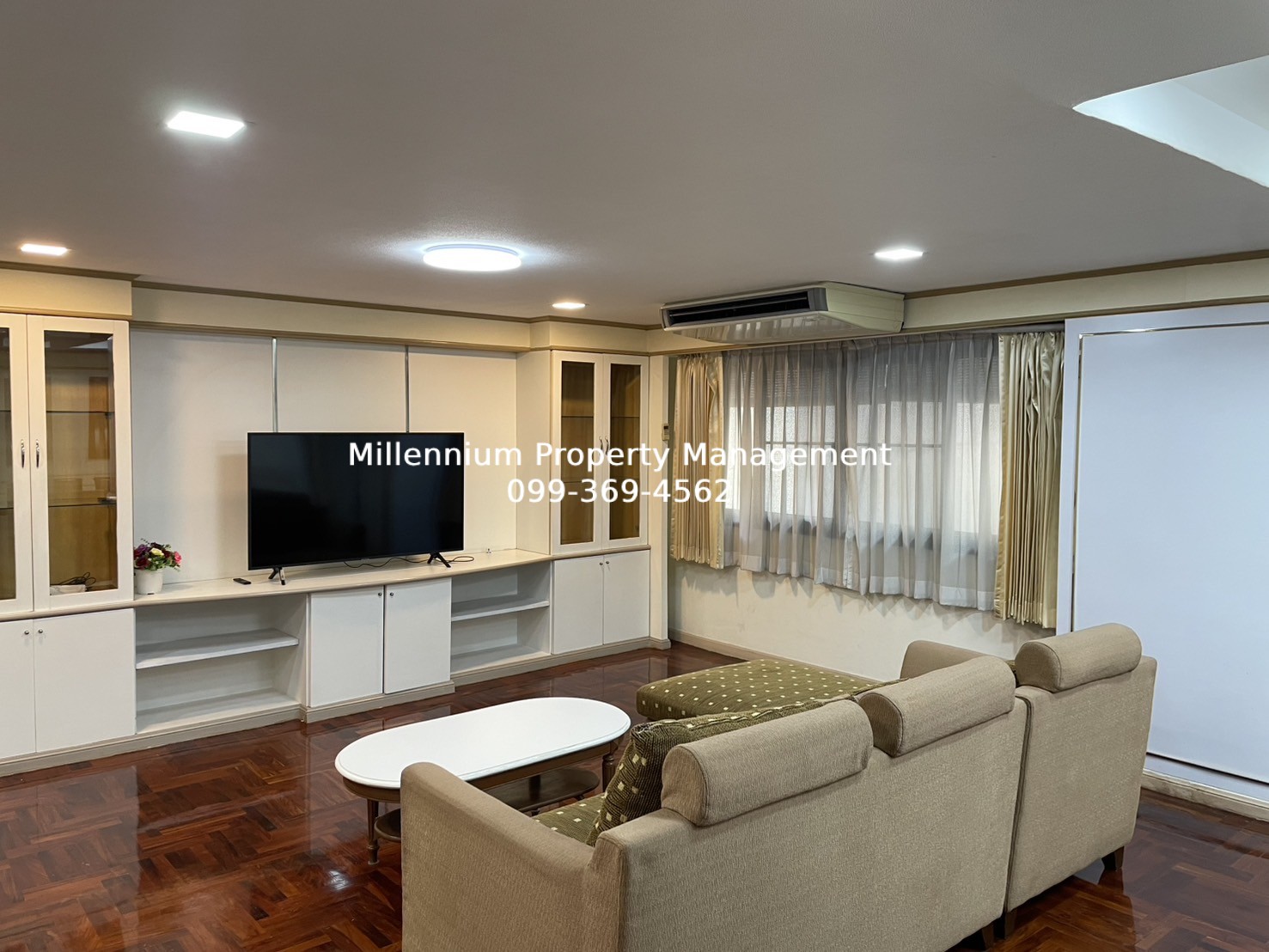 1083 D.H. Grand Tower for Rentimage-