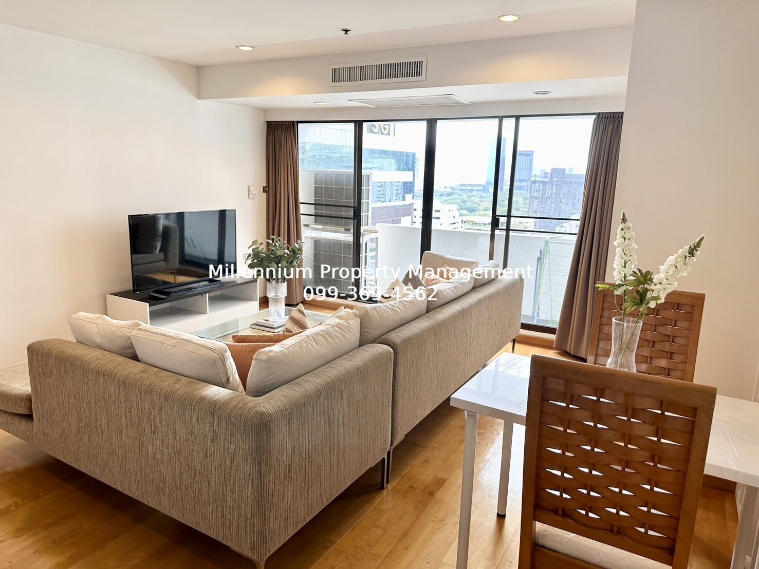 1163 The Royal Place 2 for Rentimage-