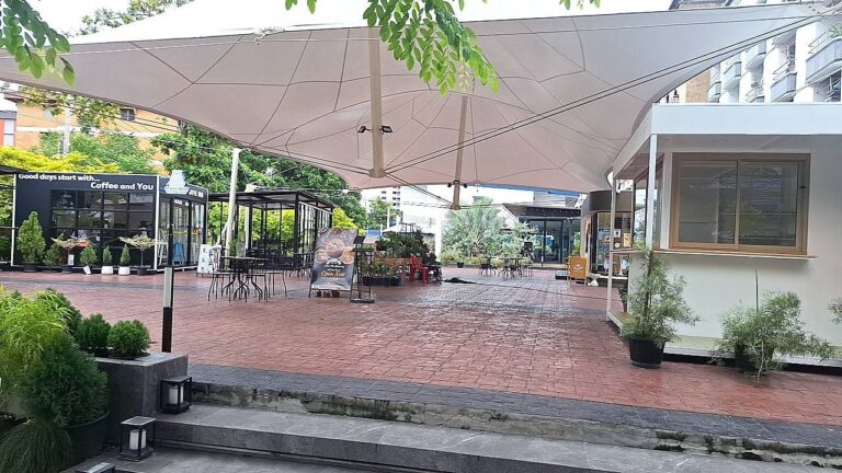 image-1231 Commercial Space in Phrakhanong for Rent