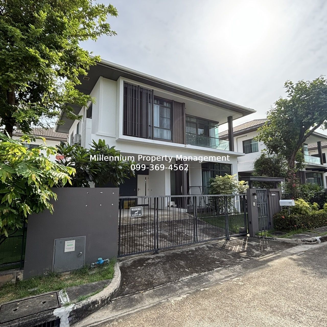 1279 Manthana Onnut-Wongwan 3 for Saleimage-