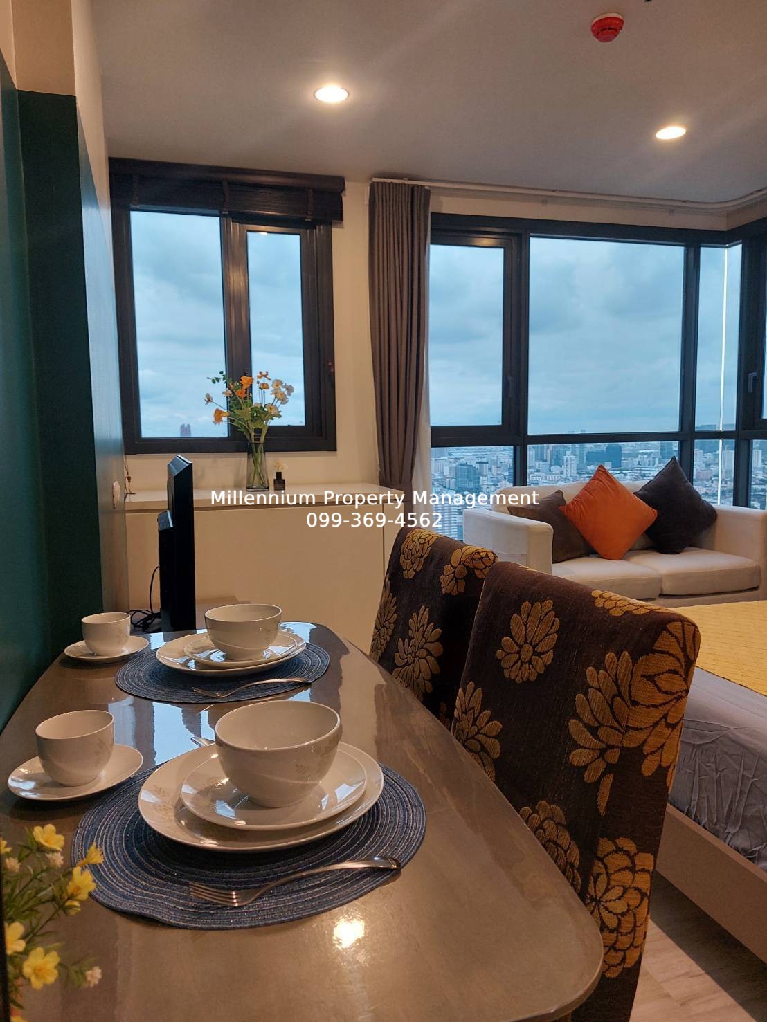 1268 XT Huaikwang for Rentimage-