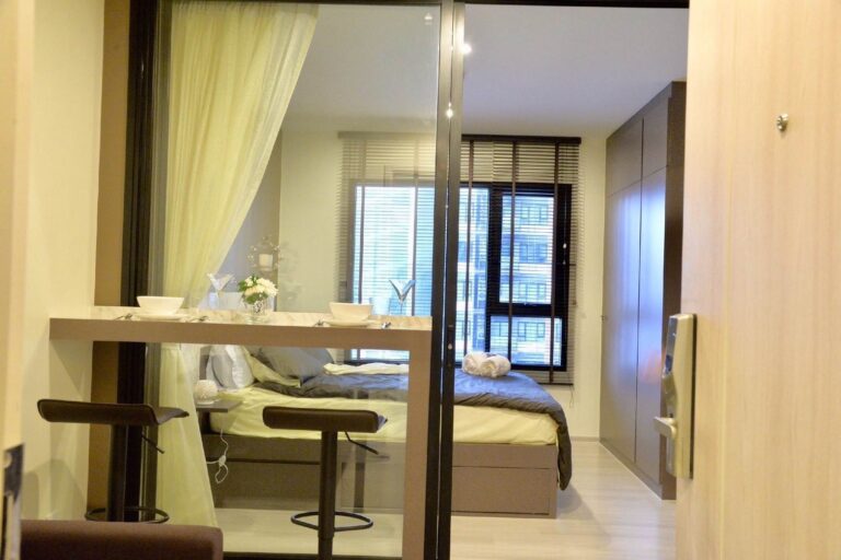 image-1361 Life Asoke for Rent