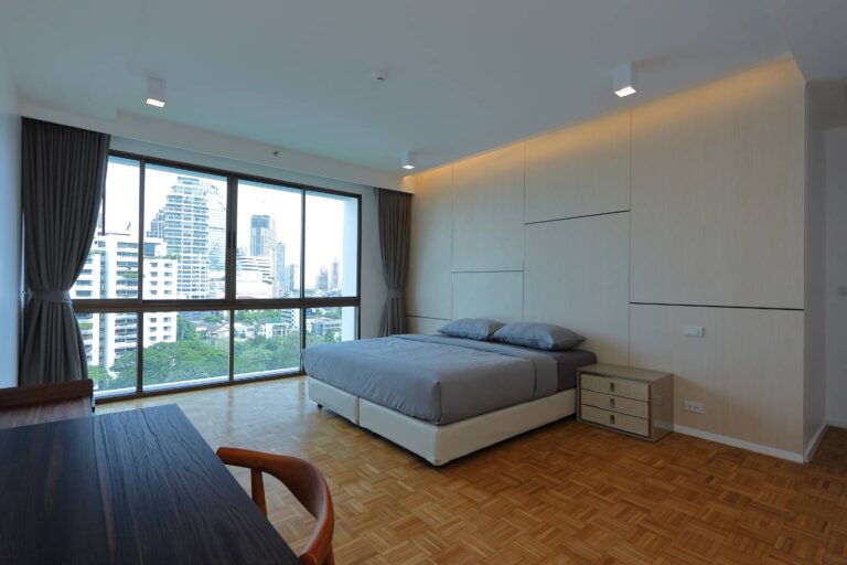 image-1380 Apartment in Sukhumvit 39 for Rent