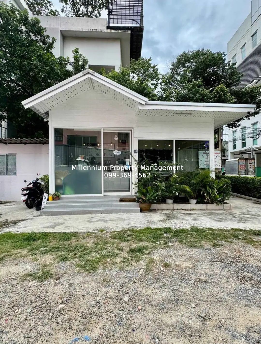 1387 Commercial Space in Sukhumvit 56 for Rentimage-