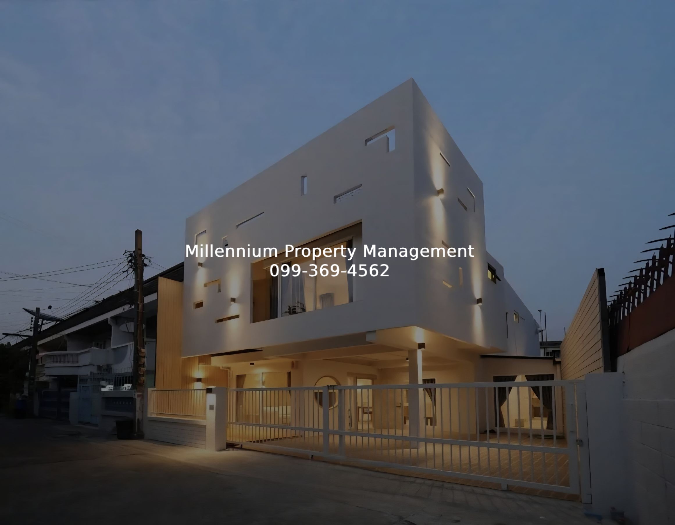 1400 Townhouse in Sukhumvit 71 for Rent/Saleimage-