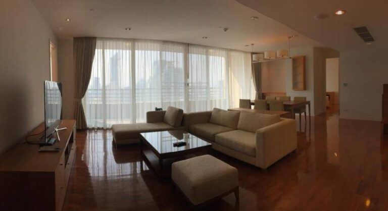 image-1390 Baan Jamjuree in Sukhumvit 39 for Rent