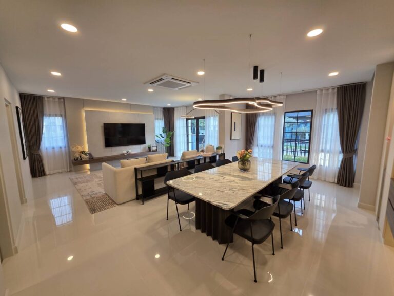 image-1412 Centro Bangna for Rent