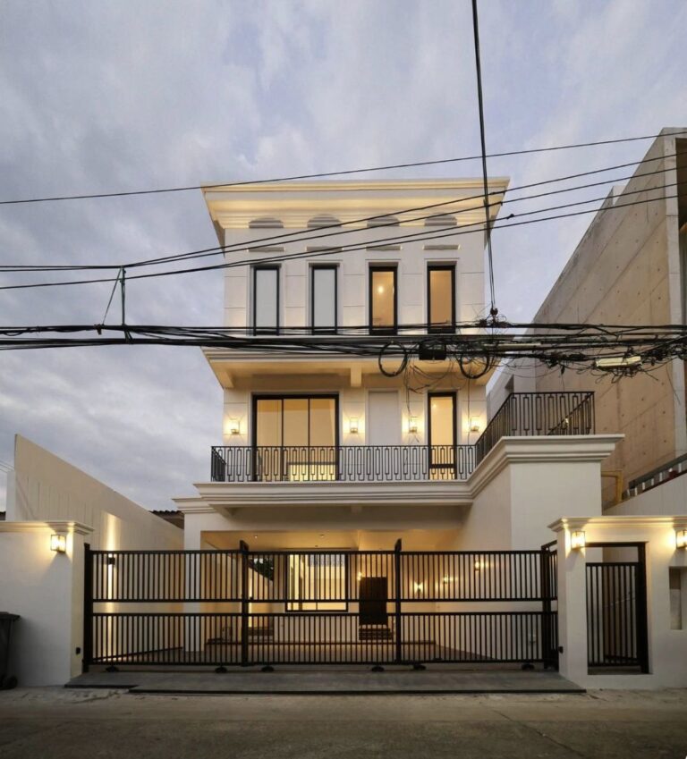 image-1425 Townhouse in Sukhumvit 71 for Rent / Sale
