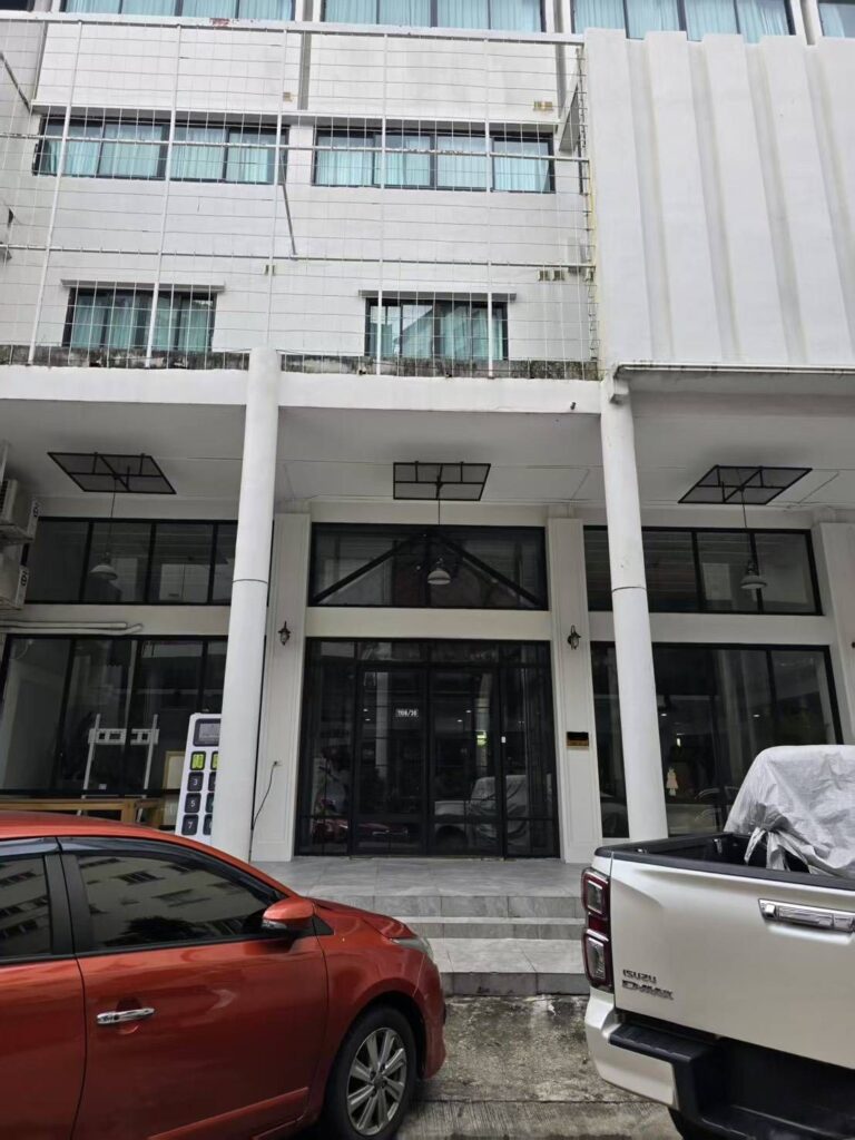 image-1434 The Commercial building in Phrakanong for Rent