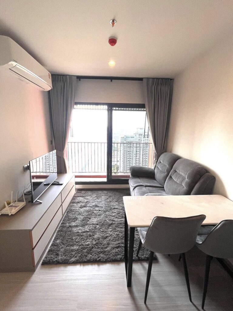 image-1506 Life Asoke Hype for Rent