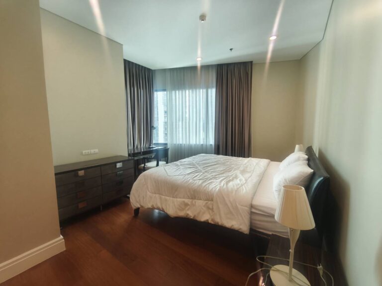 image-1549 Bright Sukhumvit 24 for Rent