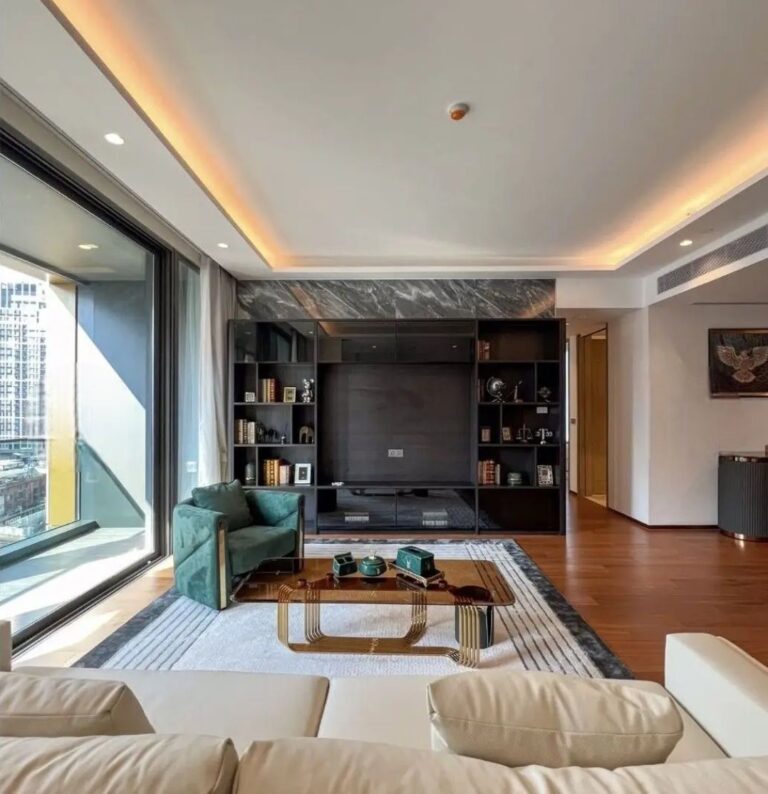 image-1525 The Estelle PhromPhong for Rent
