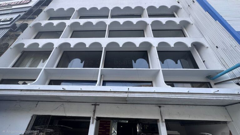 image-1622 The Commercial Building in Bangna for Rent