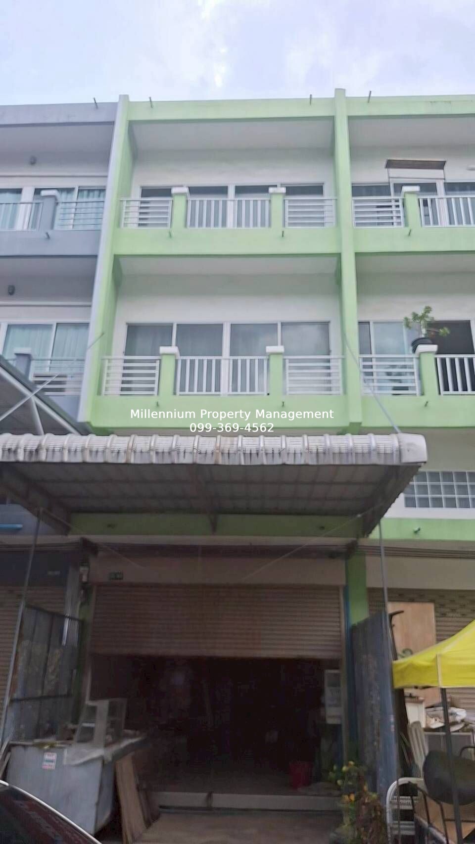 image-1643 Commercial building For Sale