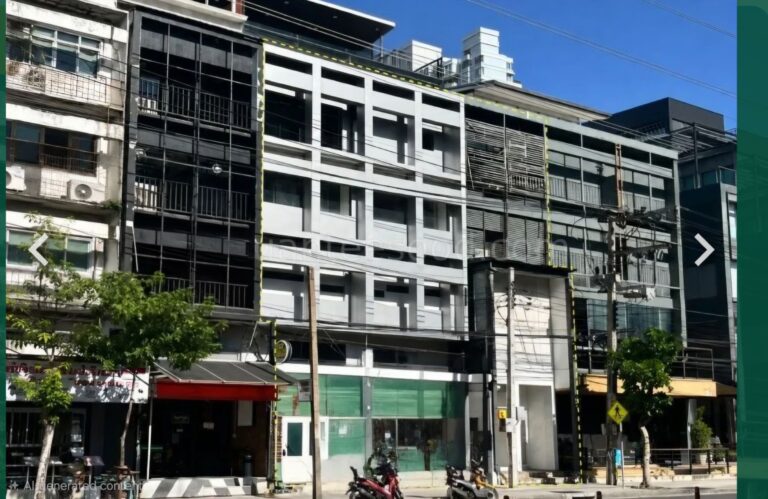 image-1648 Commercial Building in Thonglor for Sale