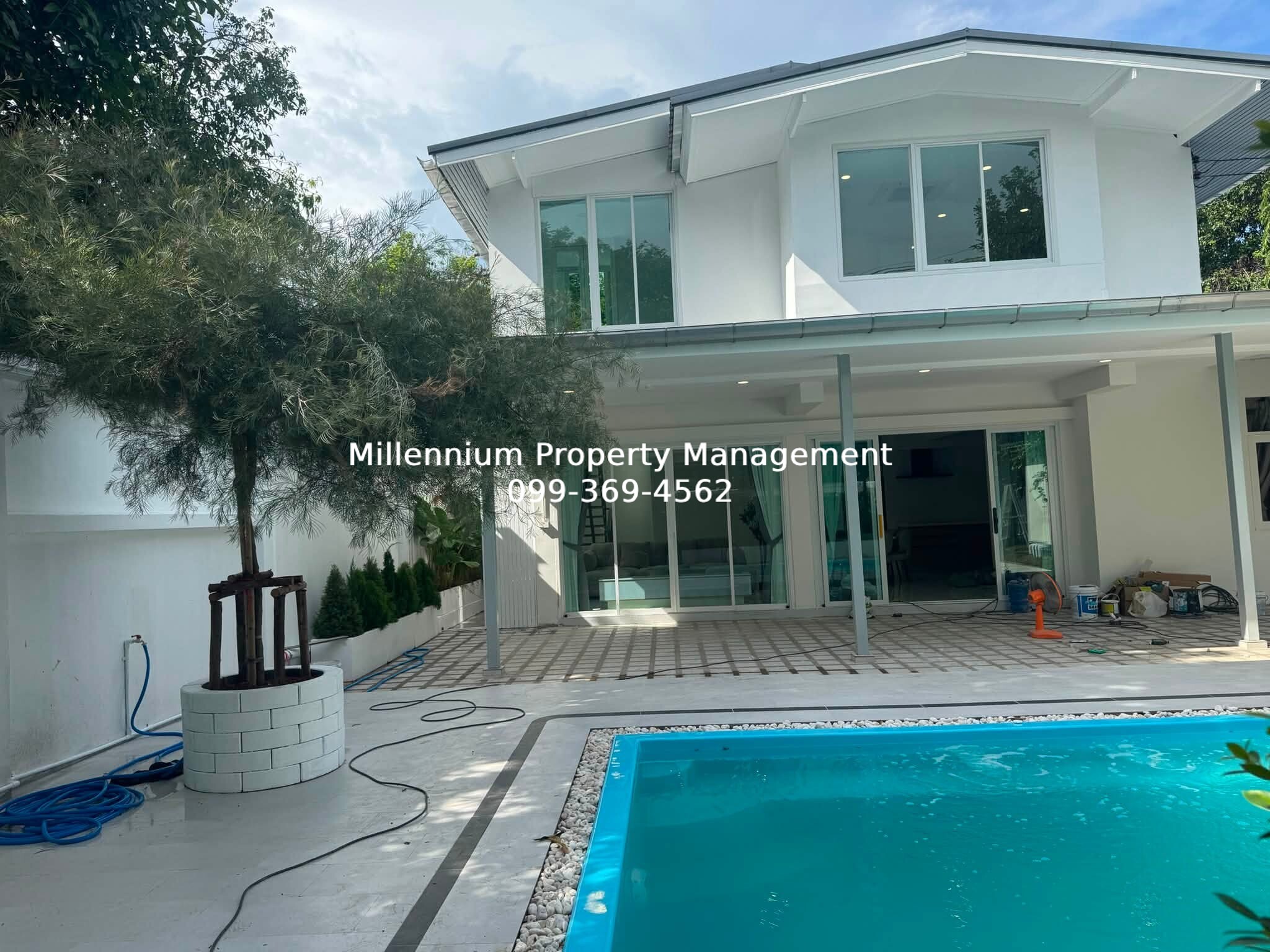 image-1623 The Pool Villa in Sukhumvit 54 for Rent