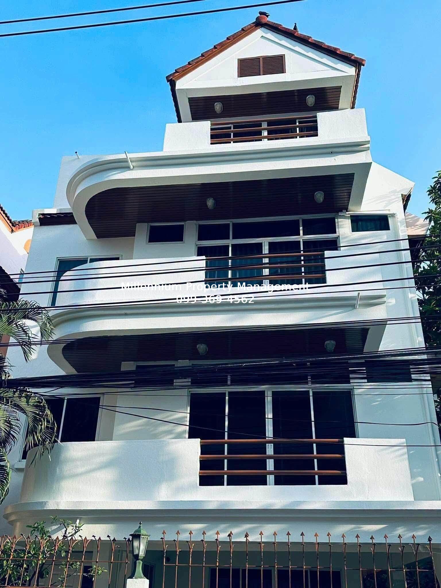 image-1662 Townhouse in Sukhumvit 31 Yak 2 for rent