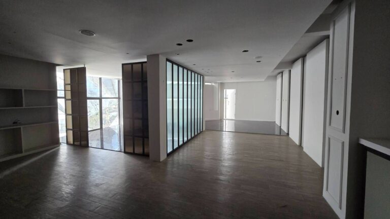 image-1672 Commercial Building in Thonglor for Rent
