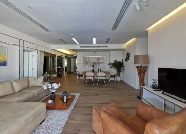 image-1660 Wilshire Condominium for Rent / Sale