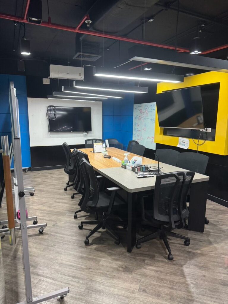 image-1815 Office Space in Sukhumvit 26 for Rent